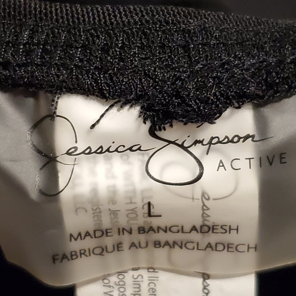 Jessica Simpson active wear short - Picture 3 of 3